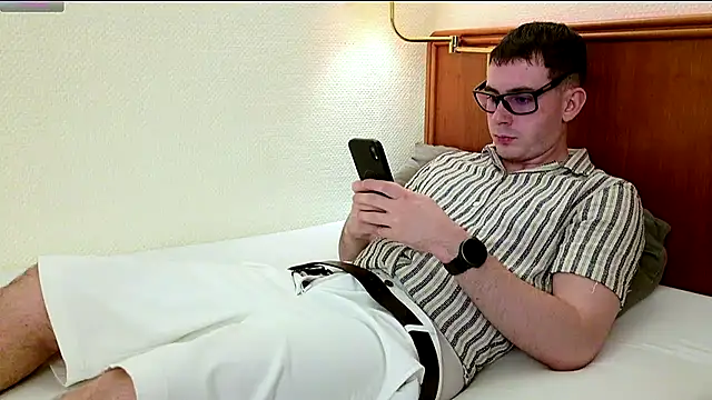 Tommy_Lidds live sex cam