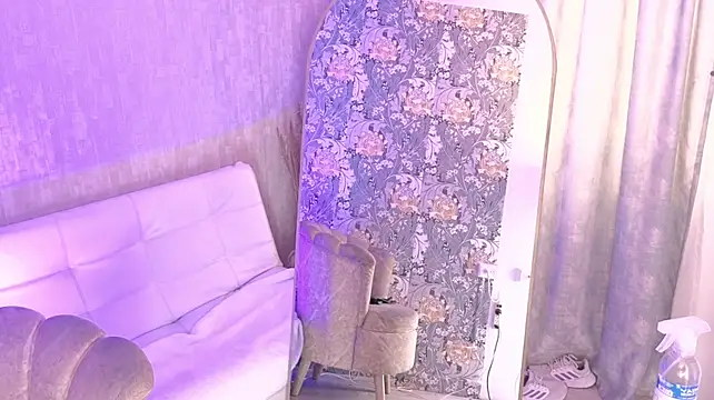 mistress_lilacorleone live cam on StripChat