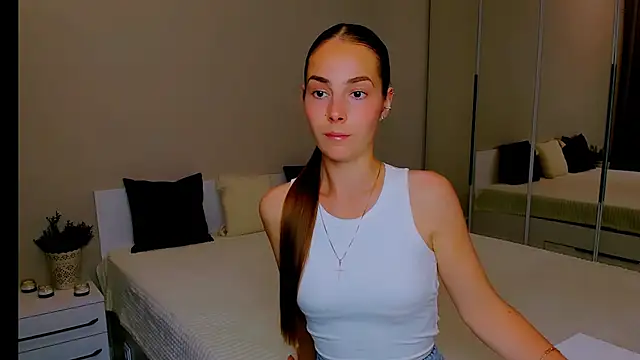 Maddy_Wood_ live cam on StripChat