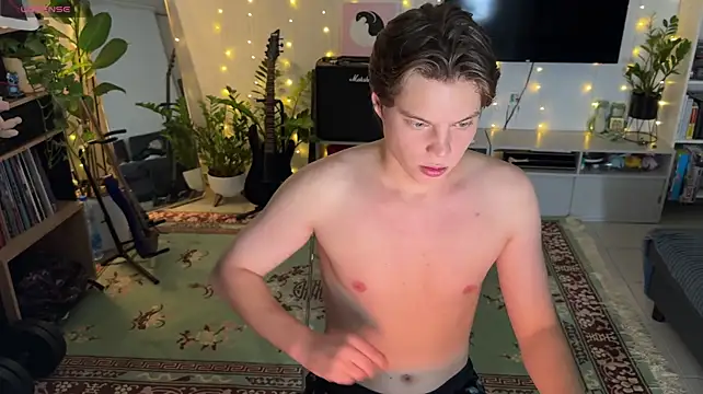RusBradPitt live cam on StripChat