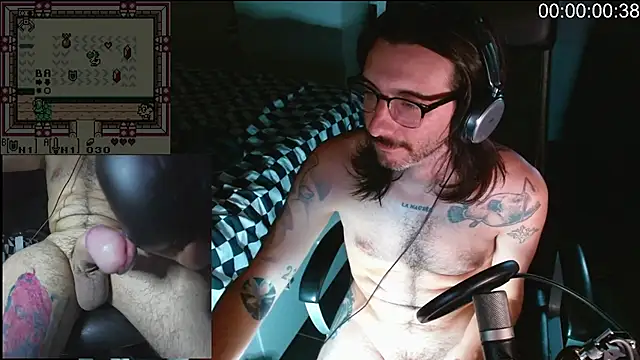 Chuck-FR live sex cam
