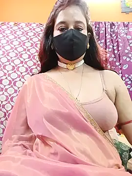 Hotpuja25 live sex cam