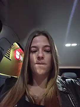Luna_Lynn live sex cam