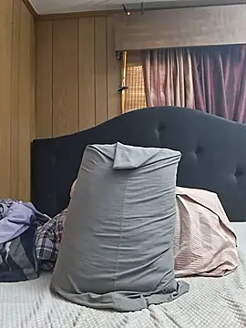 Cyberkennywrld live sex cam