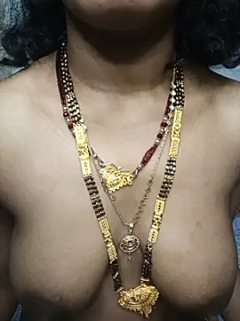 Mun_-Mun live sex cam