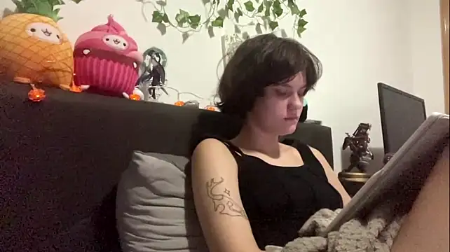HeyFriren live cam on StripChat