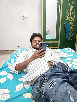 HOTHARDFUCKER0 live cam on StripChat