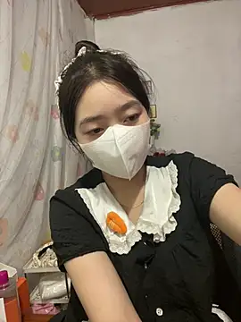 janne-coy live cam on StripChat