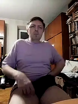 Pokaz2020 live cam on StripChat