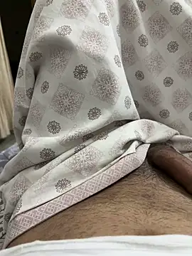 Dadybig01 live cam on StripChat
