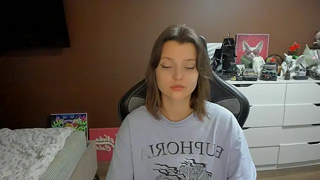 SoniNesti live sex cam