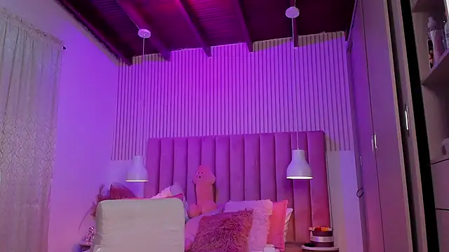 ScarlettDreamss7 live sex cam