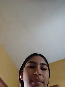 skinnyrox live sex cam