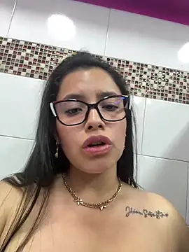 Miss_Bella_Flame live sex cam