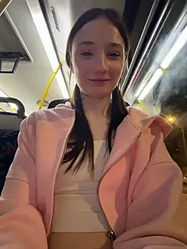 _tinymilli_ live sex cam