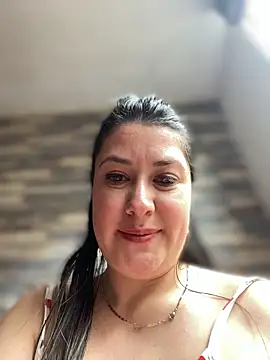 Abby-LS live cam on StripChat