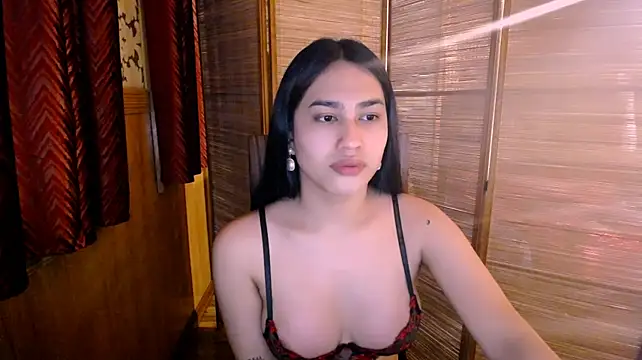 solana_elowen live cam on StripChat
