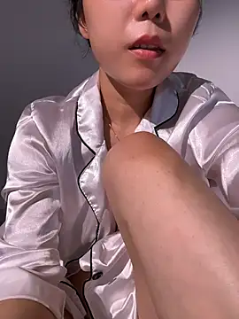 xiaoyizi20261 live sex cam