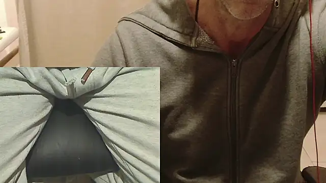 hedon-nudist live sex cam