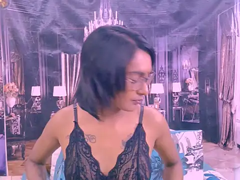 IndianRebel4u2Luv live cam on StripChat