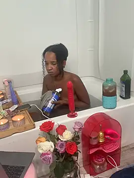 DominaLunaLusty