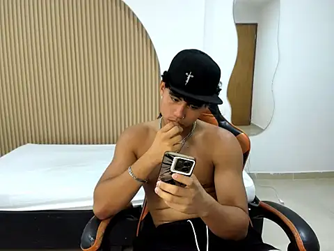 marcus_dick___ live cam on StripChat