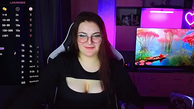 KatieMuse live cam on StripChat