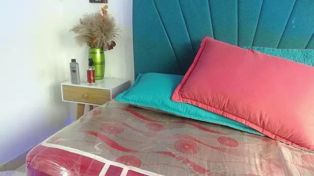 Arii_wish live cam on StripChat