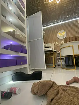 Yasmina_Noir live sex cam
