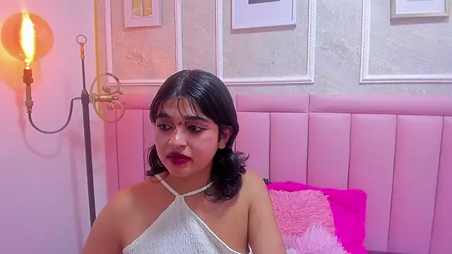 velvet_girll live cam on StripChat