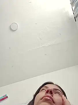 IrisBound live cam on StripChat