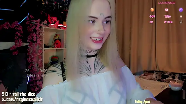 snake__bites live cam on StripChat