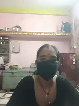 Sarita_bhabi live cam on StripChat