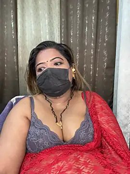 Oh-Monika87 live cam on StripChat