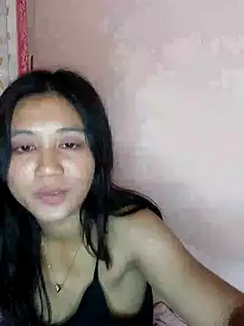 Rayya_4yy live cam on StripChat
