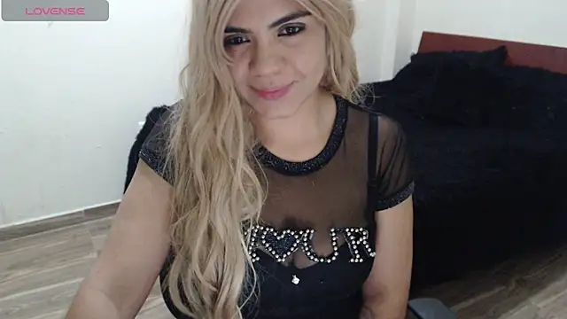 ruby_sky69 live cam on StripChat