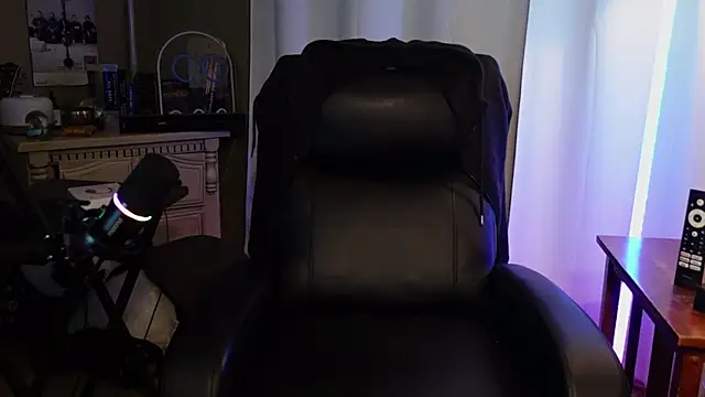 Ghost11_11 live cam on StripChat
