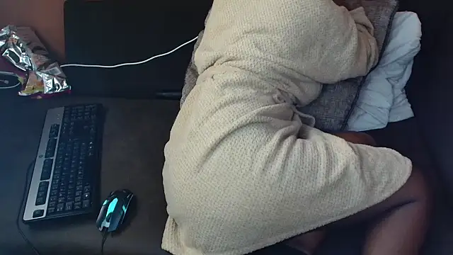 Curvy_Goddess_ live sex cam