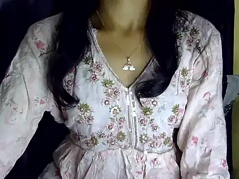 Khushi_ve live cam on StripChat
