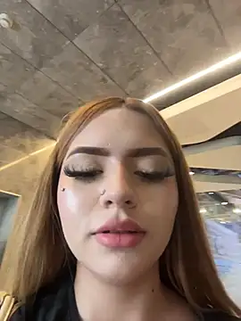 ChloeCollins__ live sex cam