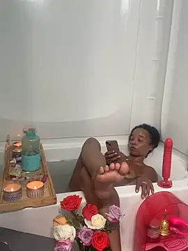 DominaLunaLusty live cam on StripChat