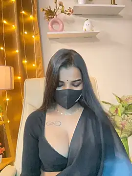 its_ur_flora live cam on StripChat