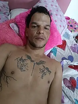 RyanyMax live sex cam