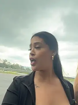 Sara_fun live sex cam