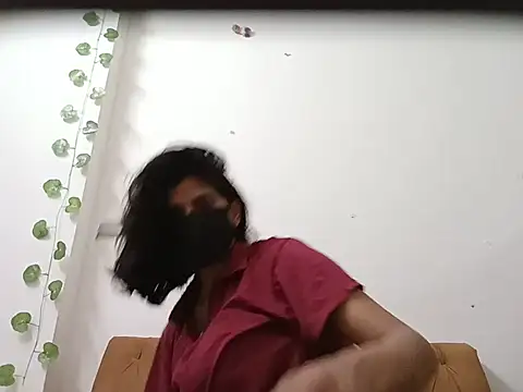 honeyruhi live cam on StripChat