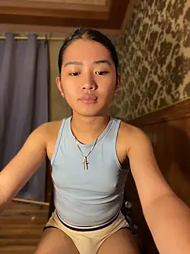 hugecock_molly live sex cam