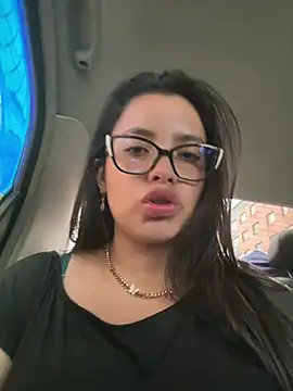 Miss_Bella_Flame live sex cam