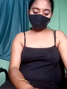 shrutee12 live cam on StripChat