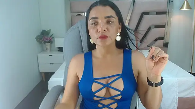 longina_15 live sex cam
