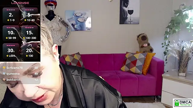 sexy_milffa live cam on StripChat